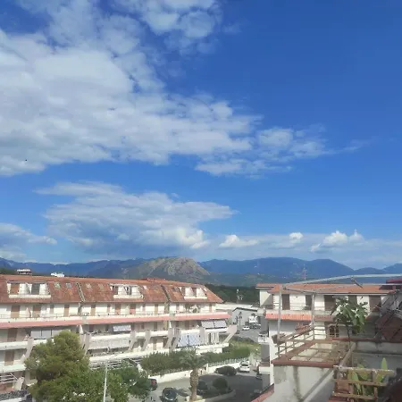 Appartamento Vacanza A Scalea Apartmán Scalea